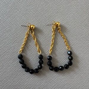 Vintage Gold and Black Drop Earrings with Classic Elegance